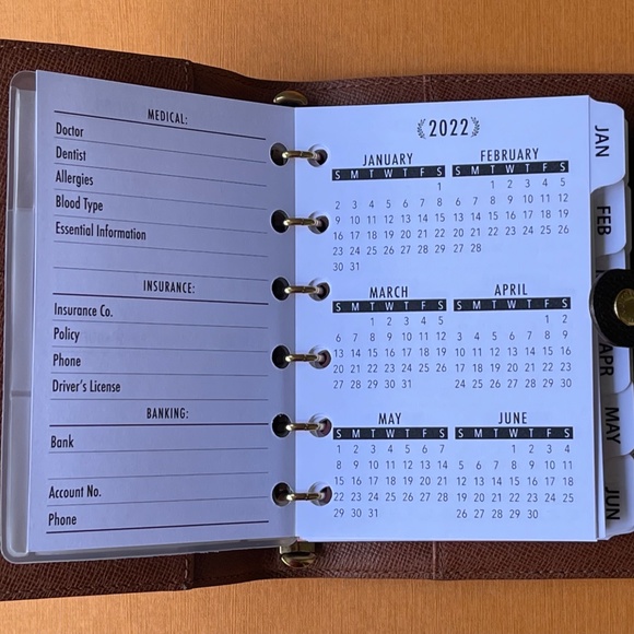 FIT Louis Vuitton Agendas 2024 Calendar-ALL SIZES: PM, MM & GM AVAILABLE - Picture 12 of 13